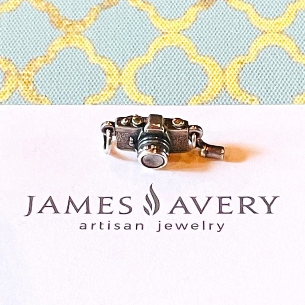 JAMES AVERY 35MM CAMERA CHARM FILM CANISTER UNCUT LOOP EXCELLENT DETAIL